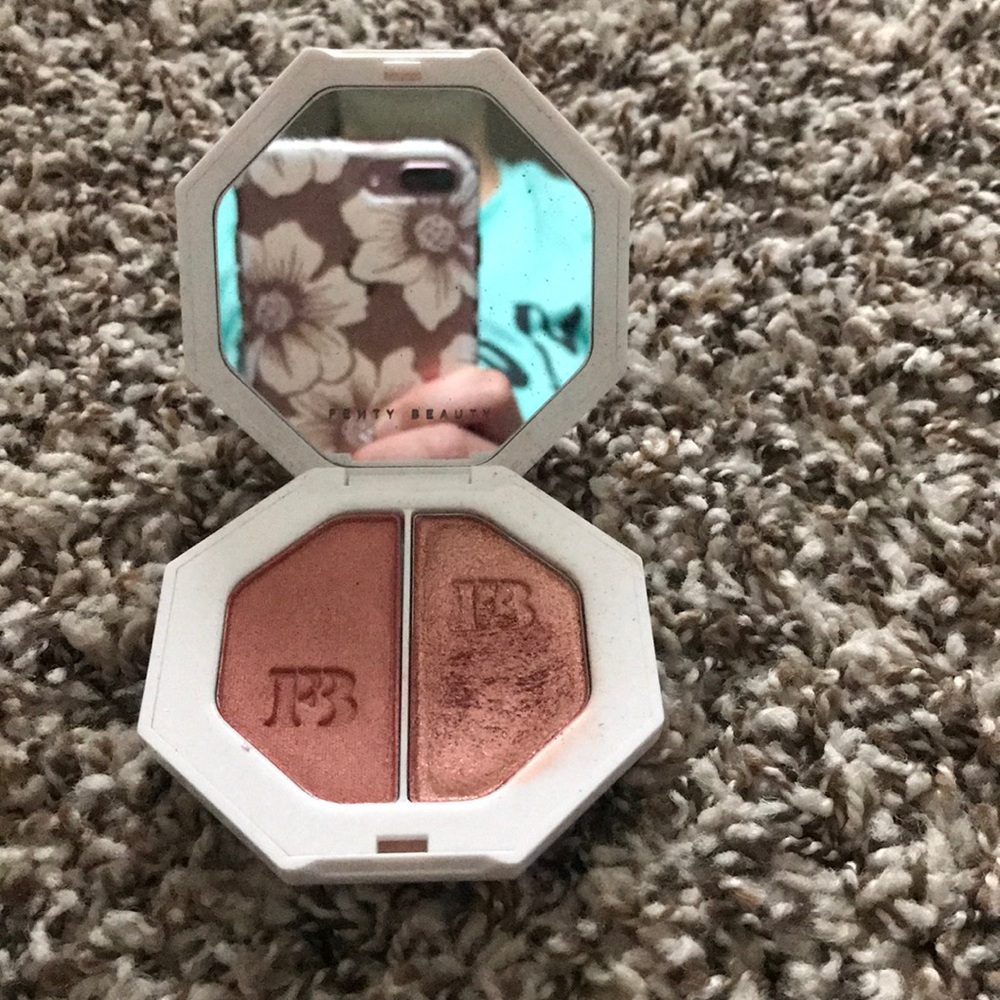 Highlighter duo✨ - Picture 3 of 4